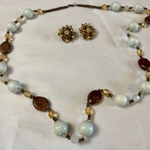 Vintage-Inspired Brown and Gold Necklace